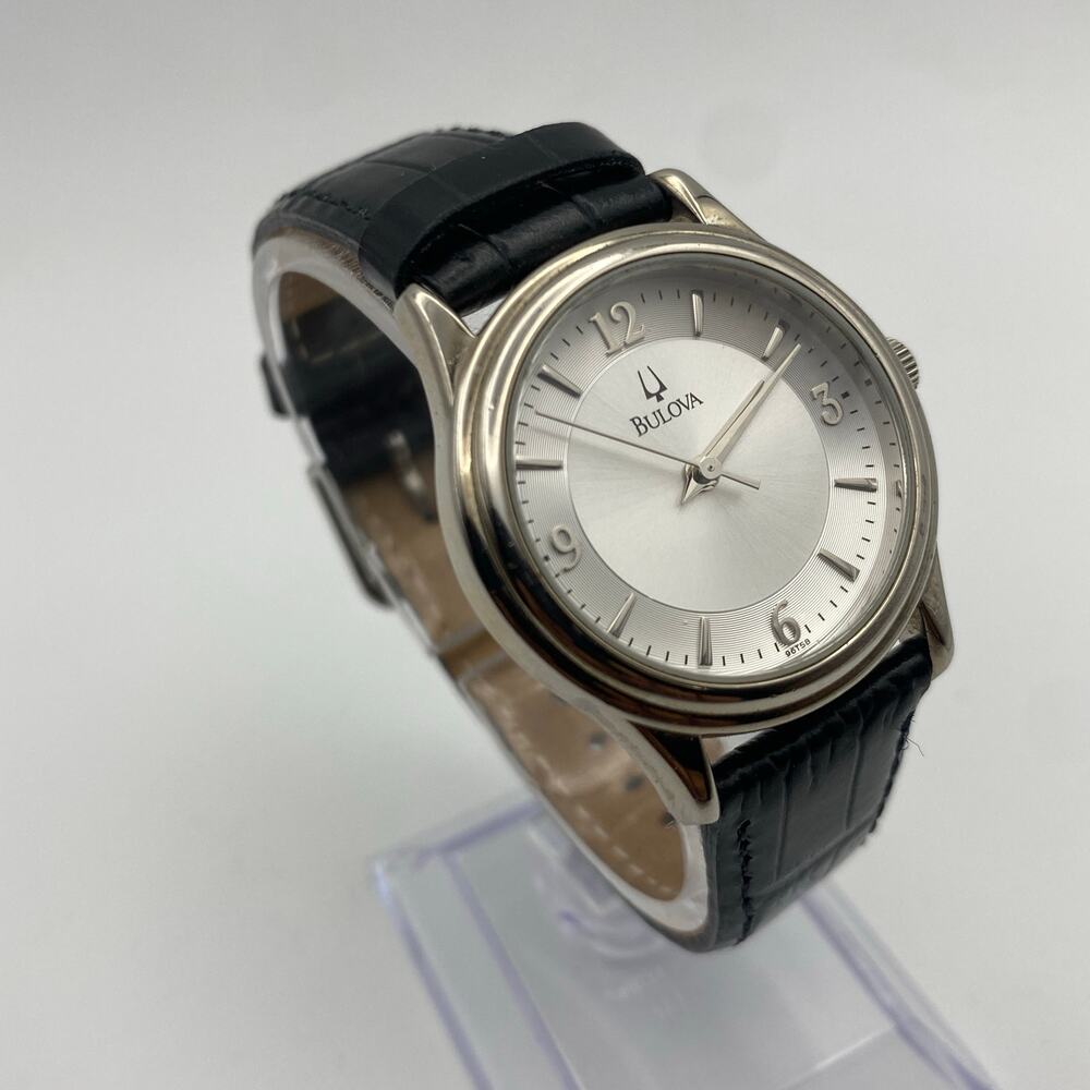 Elegant Bulova Silver Tone Watch with Black Leather Band Working New Battery - Picture 2 of 9